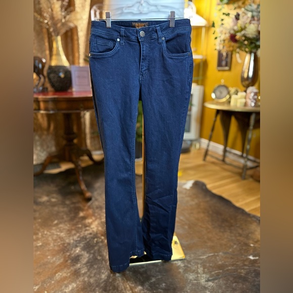 Crest Denim - Juniors Crest Bootcut jeans size 11